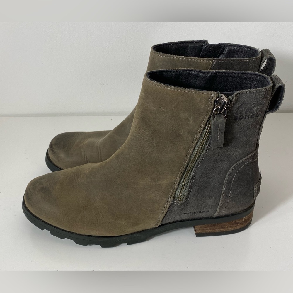 SOREL Women's 5.5 Emelia Grey Waterproof Suede Ankle Zip-Up Bootie  NL3312-052
